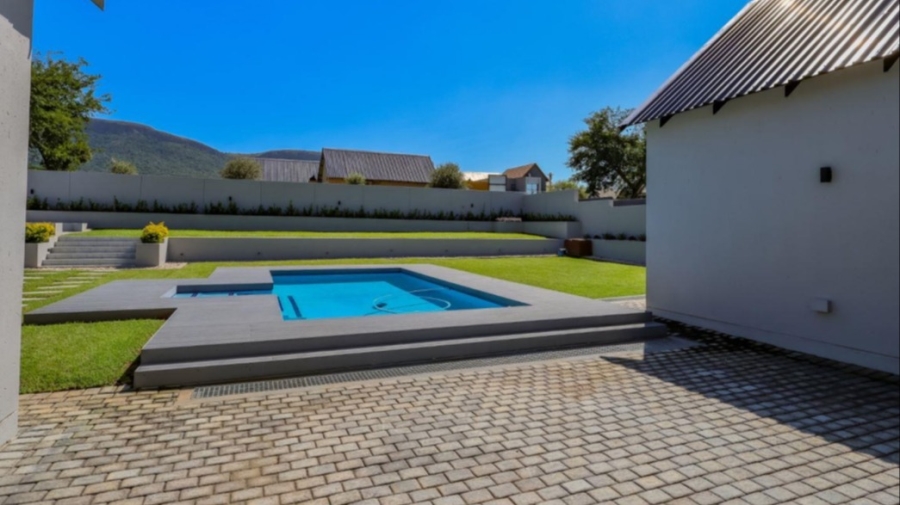 5 Bedroom Property for Sale in Leloko Lifestyle Estate North West
